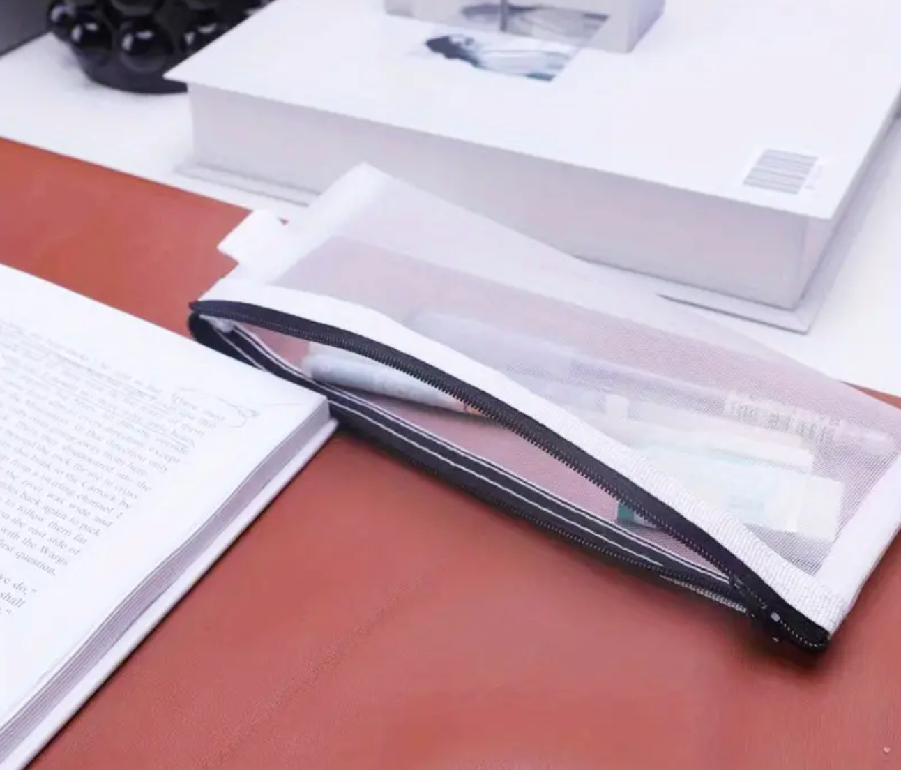 PLAIN MESH PENCIL CASE