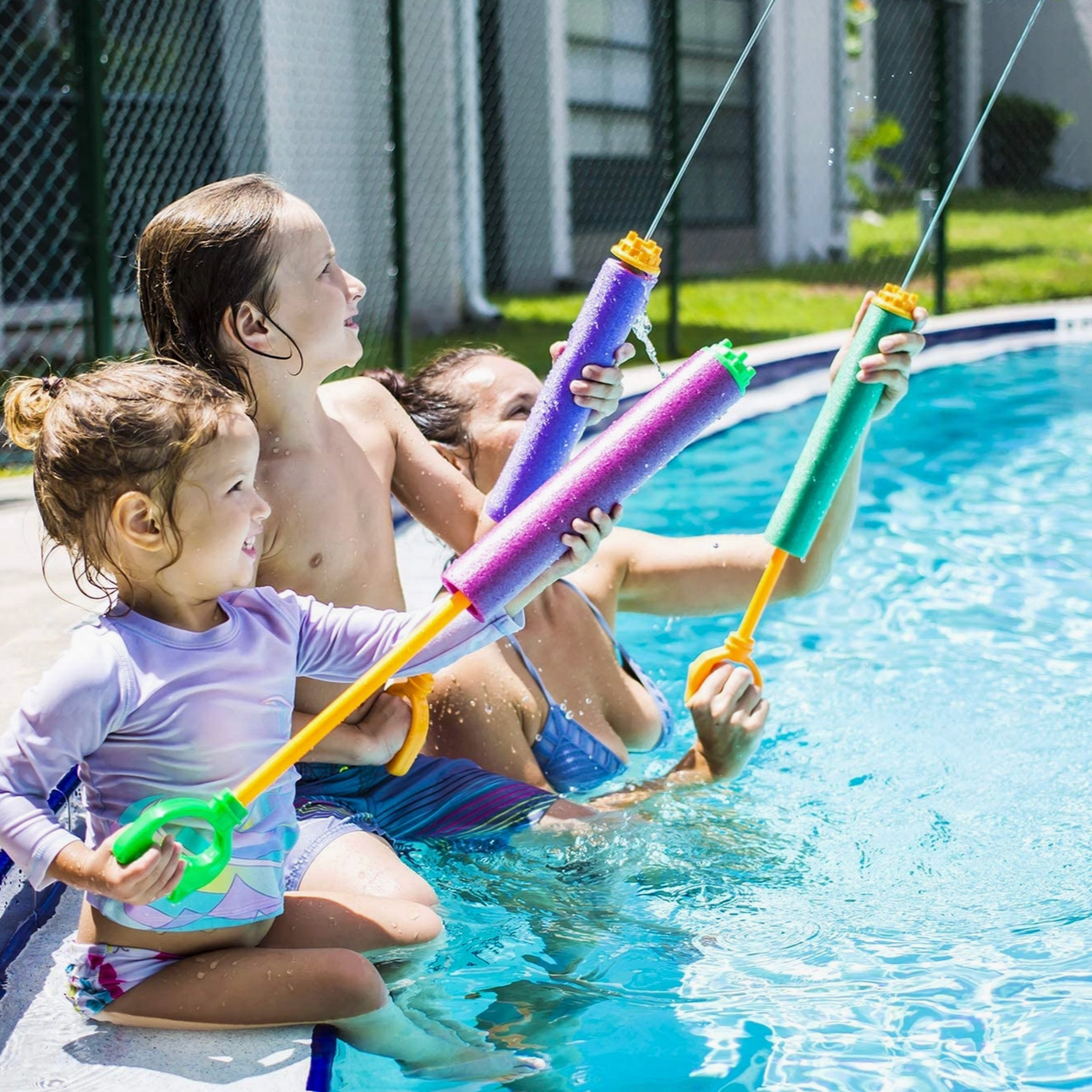 WATER BLASTER SOAKER - 4 PIECE SET