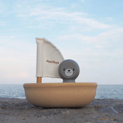 ARTIC SEAL SAILING BOAT BATH TOY