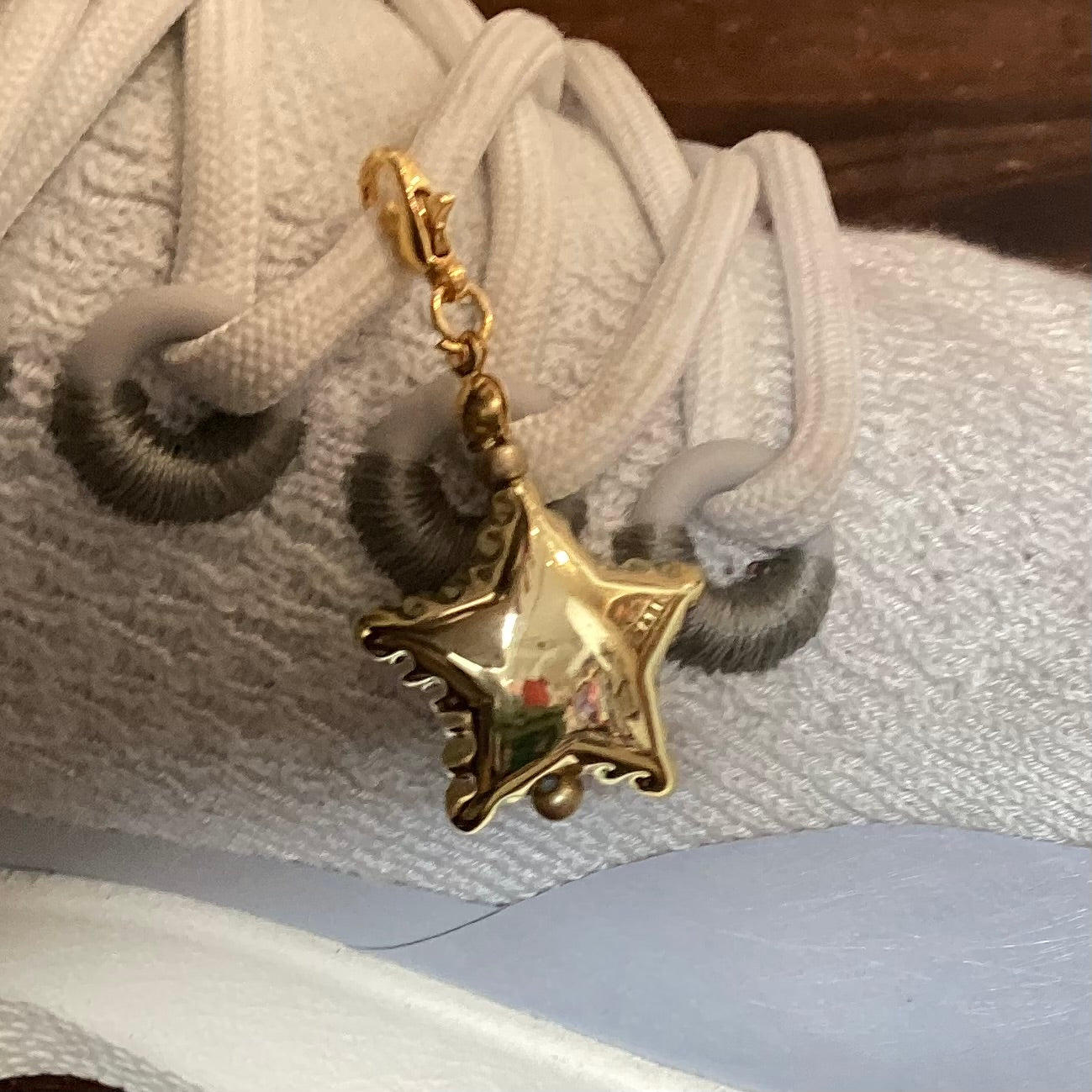 SINGLE SHOE CHARM
