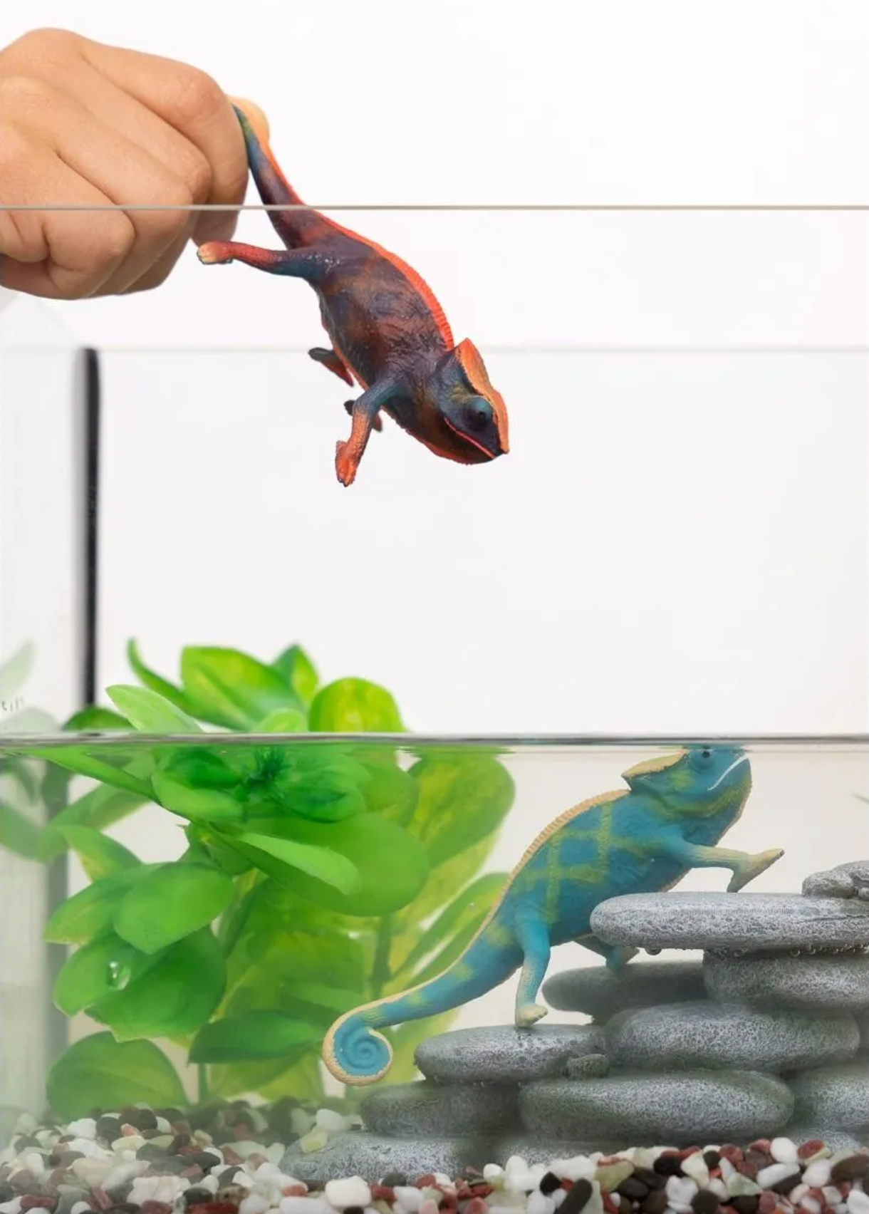 SCHLEICH CHAMELEON - COLOR CHANGING