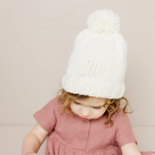 CLASSIC POM POM HAT - CREAM
