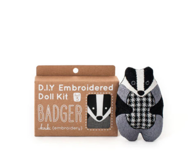 EMBROIDERY KIT LEVEL 3 - BADGER