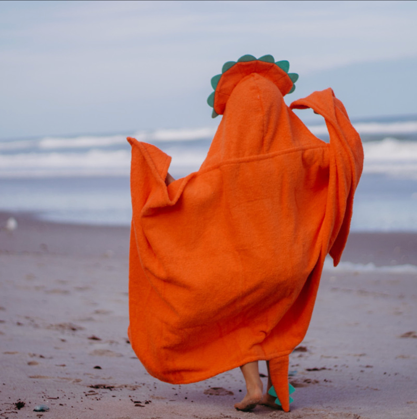 DINOSAUR HOODED TOWEL