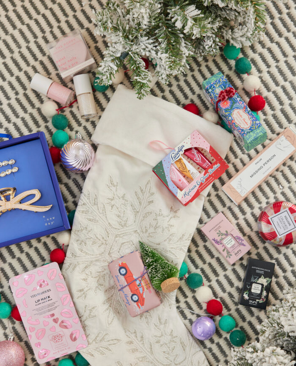 STOCKING STUFFERS — Little-ish