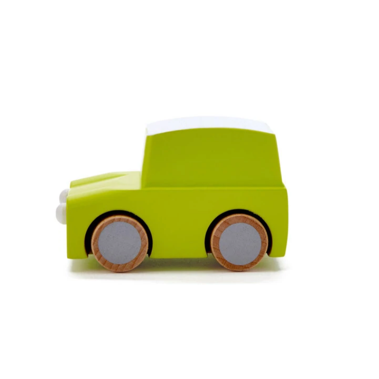 CLASSIC WOODEN KURUMA WIND-UP CAR