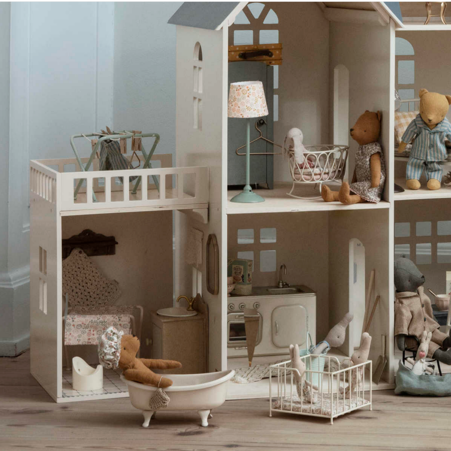 MAILEG MINATURE BATHTUB