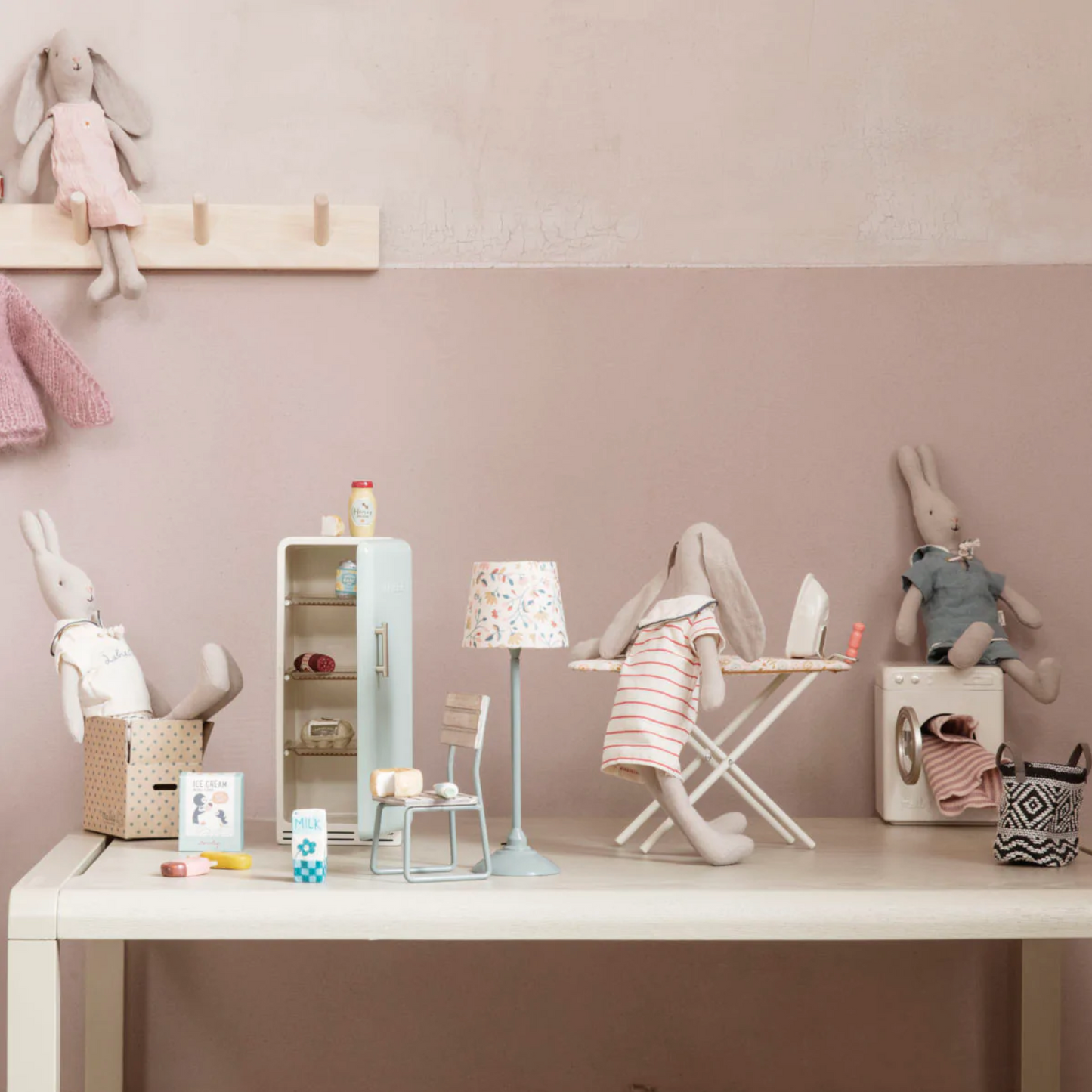 MAILEG MINATURE FRIDGE - IVORY