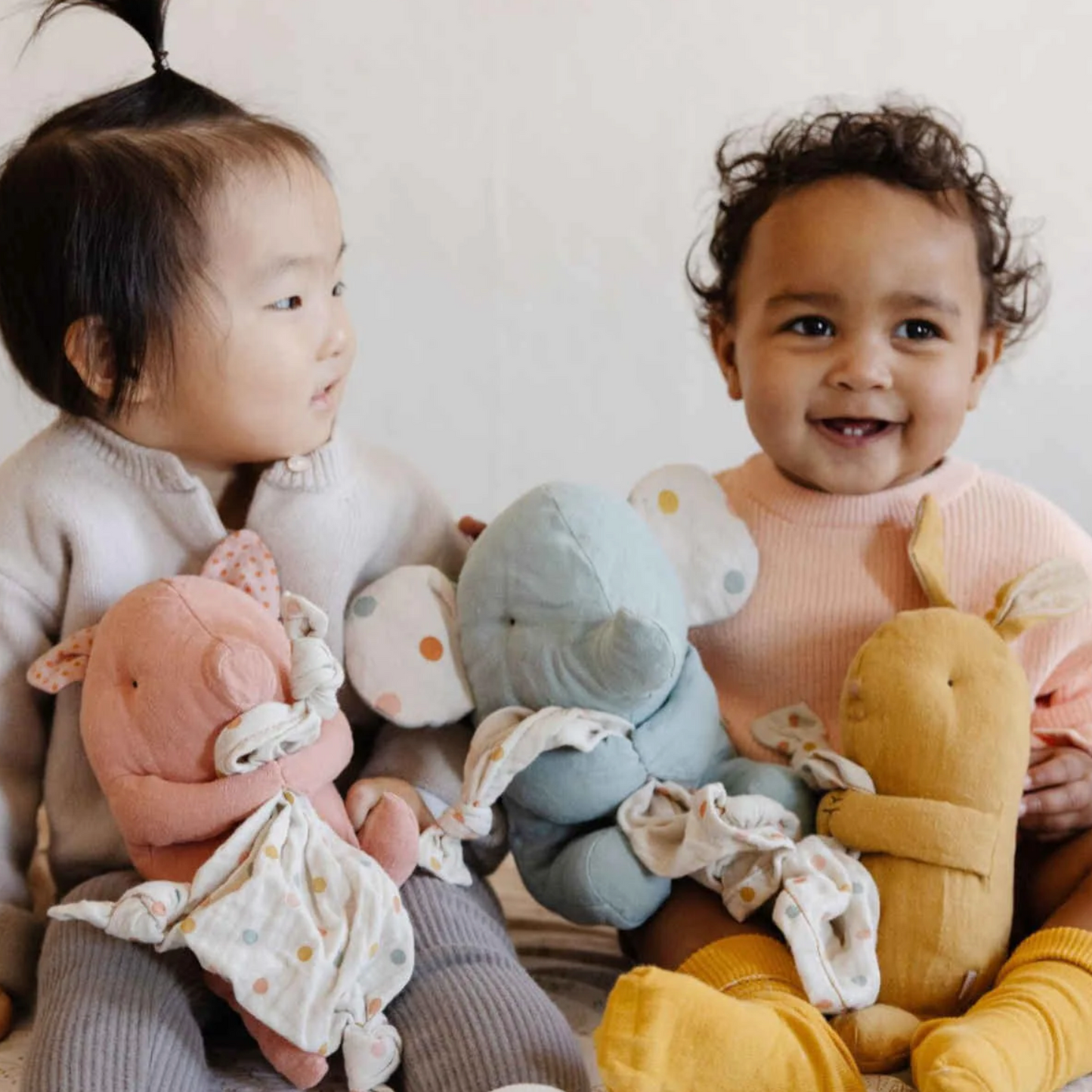 LULLABY PIG STUFFED ANIMAL